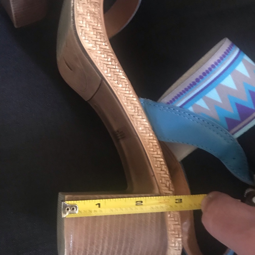 Bella vita wedges size 11w - Picture 6 of 7